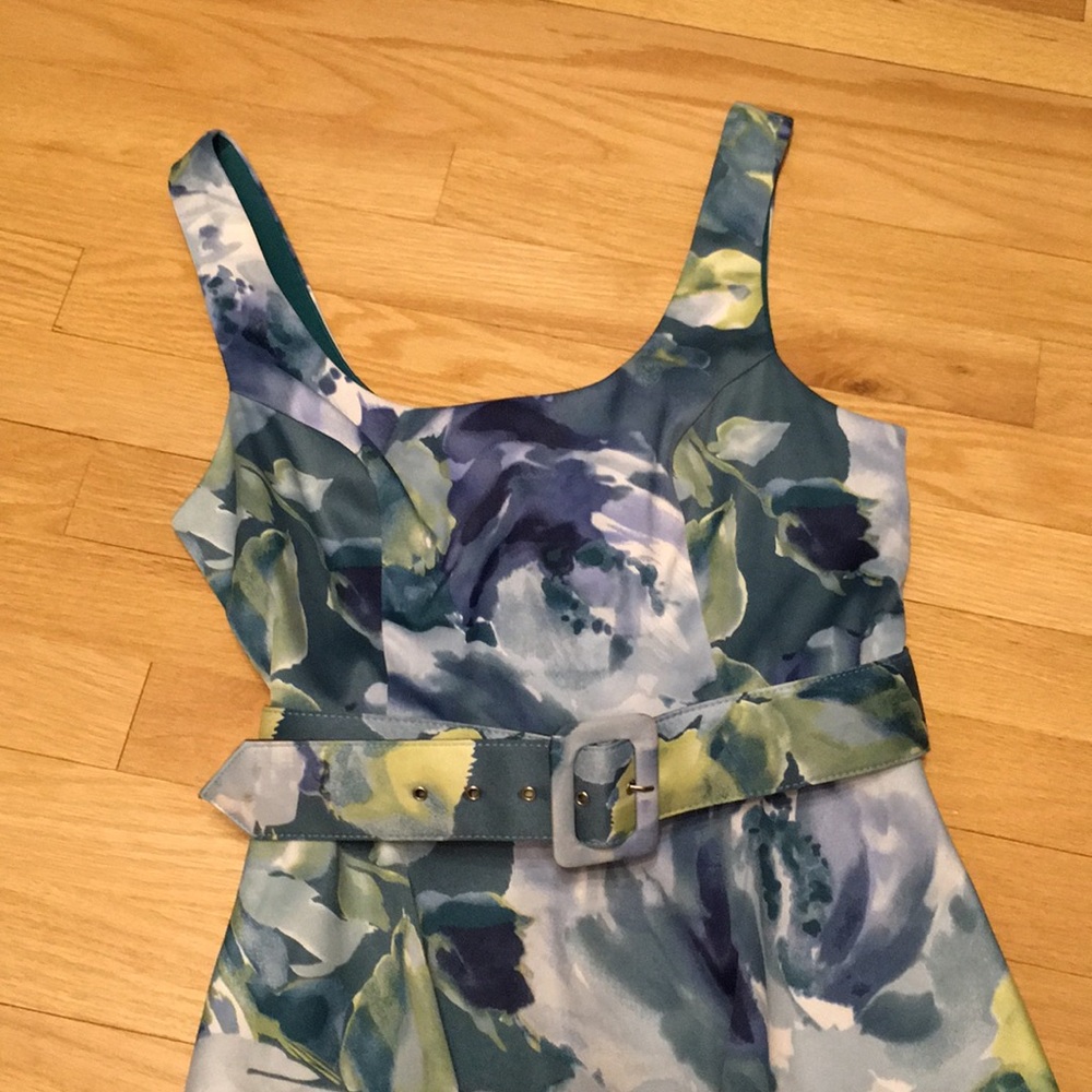 Charlotte Russe, size 7 watercolor belted dress